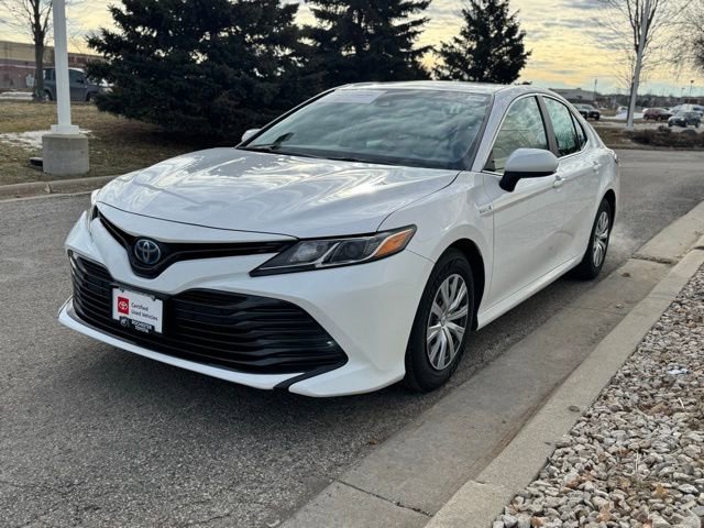 Used 2018 Toyota Camry LE image 34