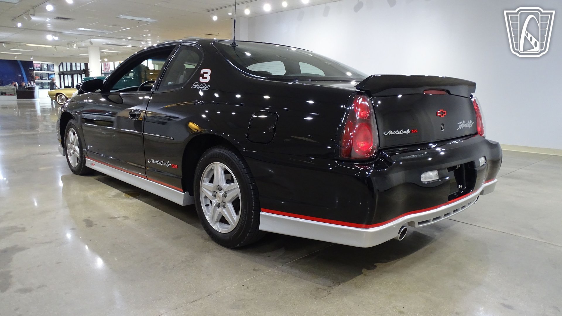 Used 2002 Chevrolet Monte Carlo SS w/ Pace Car Replica Pkg FWD image 9