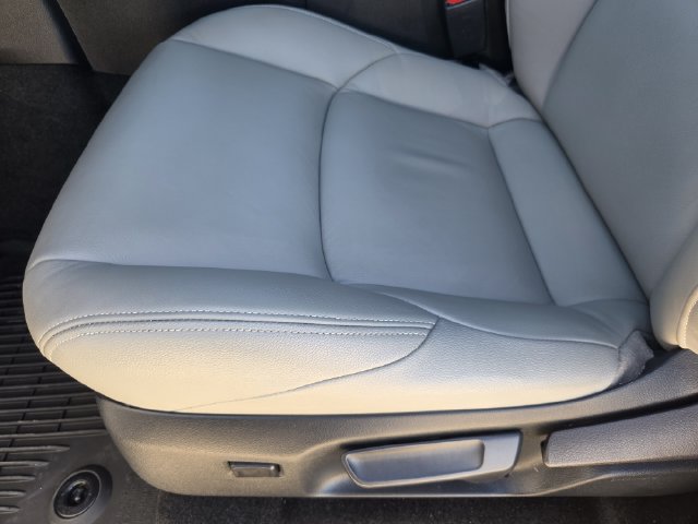 Used 2025 Toyota 4Runner SR5 AWD/4WD image 21