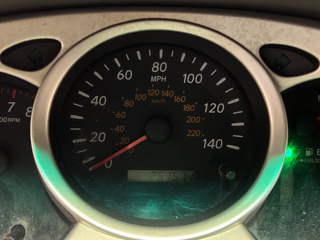 Used 2005 Toyota Highlander 2WD w/ Towing Prep Pkg image 14