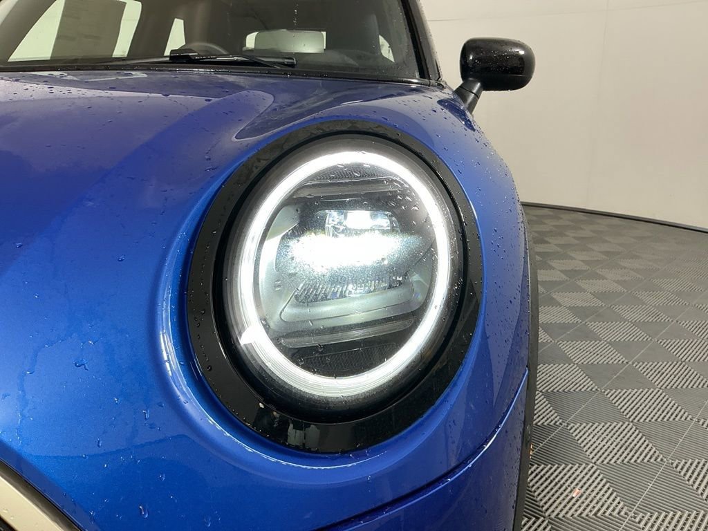 New 2026 MINI Cooper 2-Door Hardtop image 3