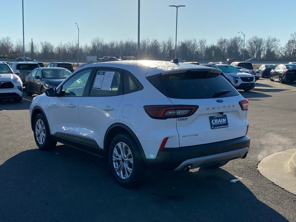 Used 2025 Ford Escape Active w/ Cold Weather Package image 5
