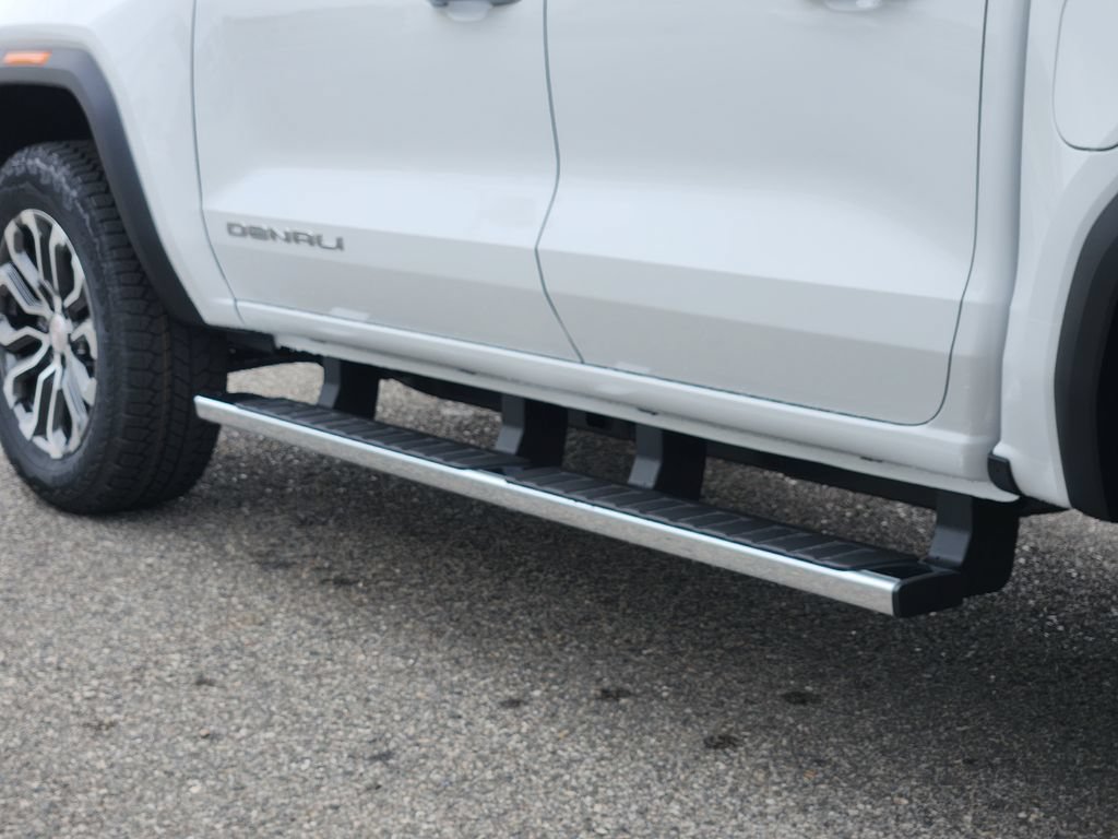 New 2026 GMC Canyon Denali AWD/4WD image 8