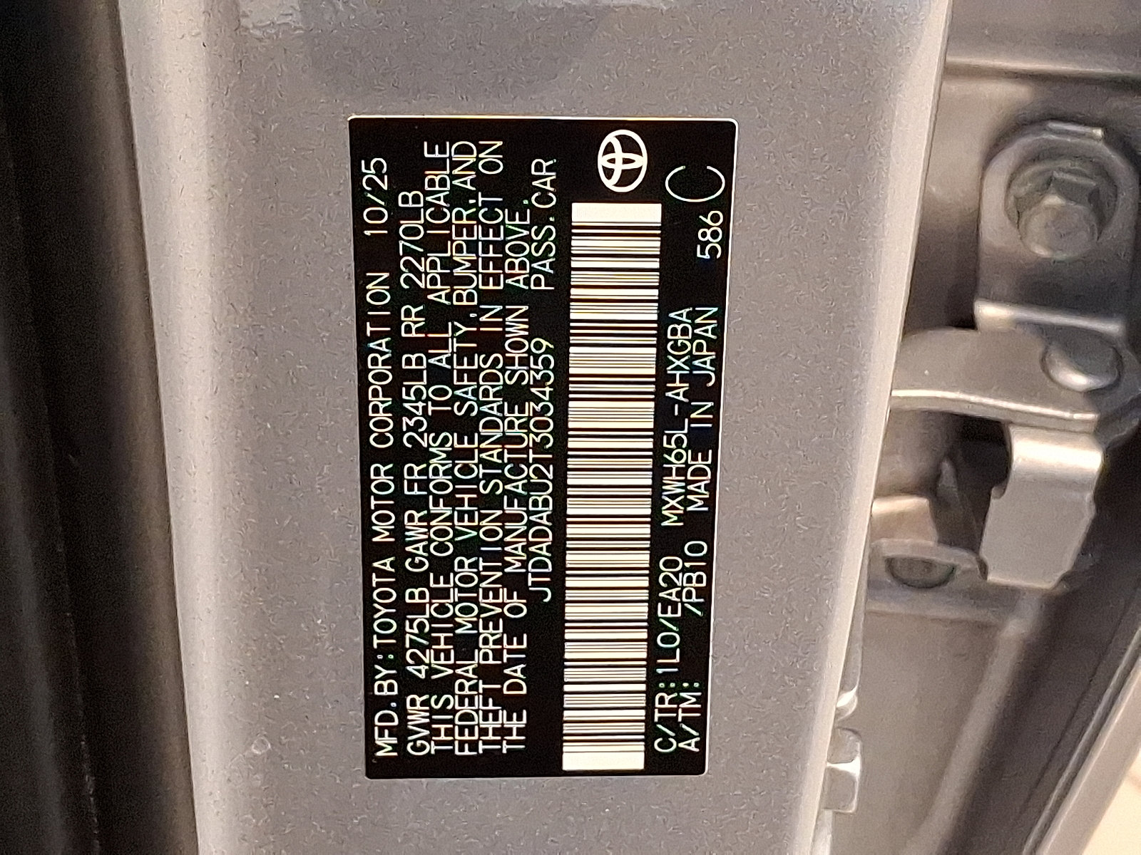 Certified 2026 Toyota Prius XLE AWD/4WD image 29