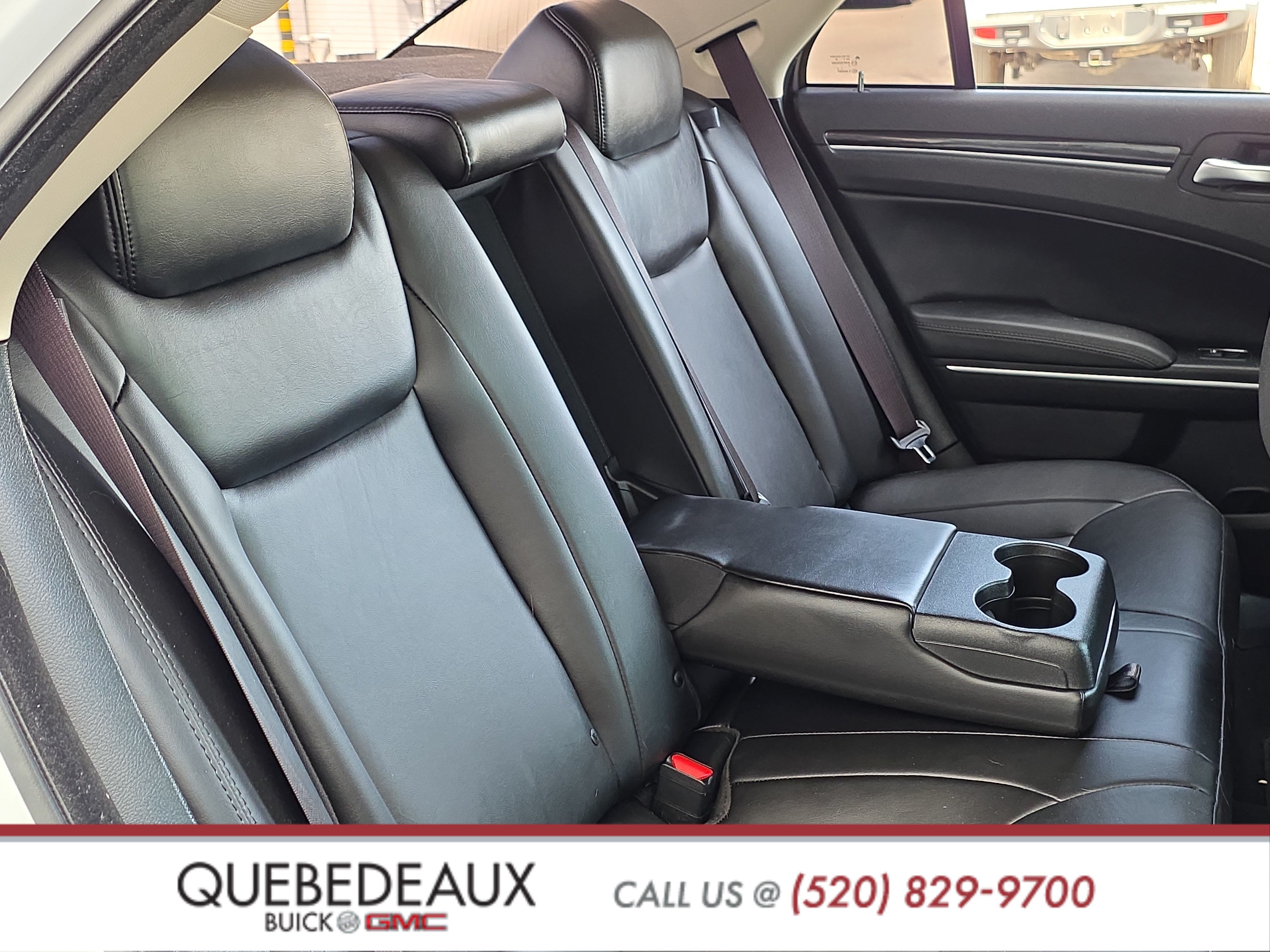 Used 2023 Chrysler 300 Touring L RWD image 19