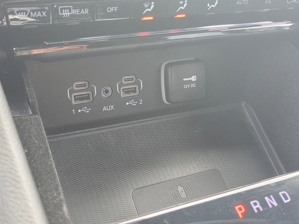 Used 2022 Jeep Grand Cherokee L Laredo w/ Luxury Tech Group I image 31