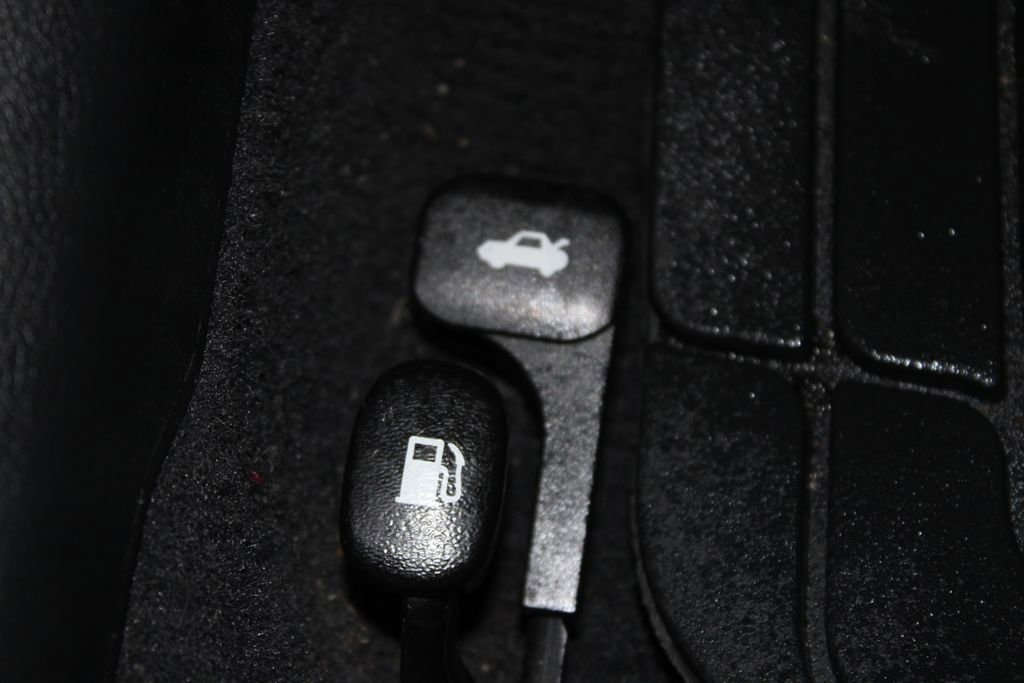 Used 2013 Hyundai Elantra GLS image 42