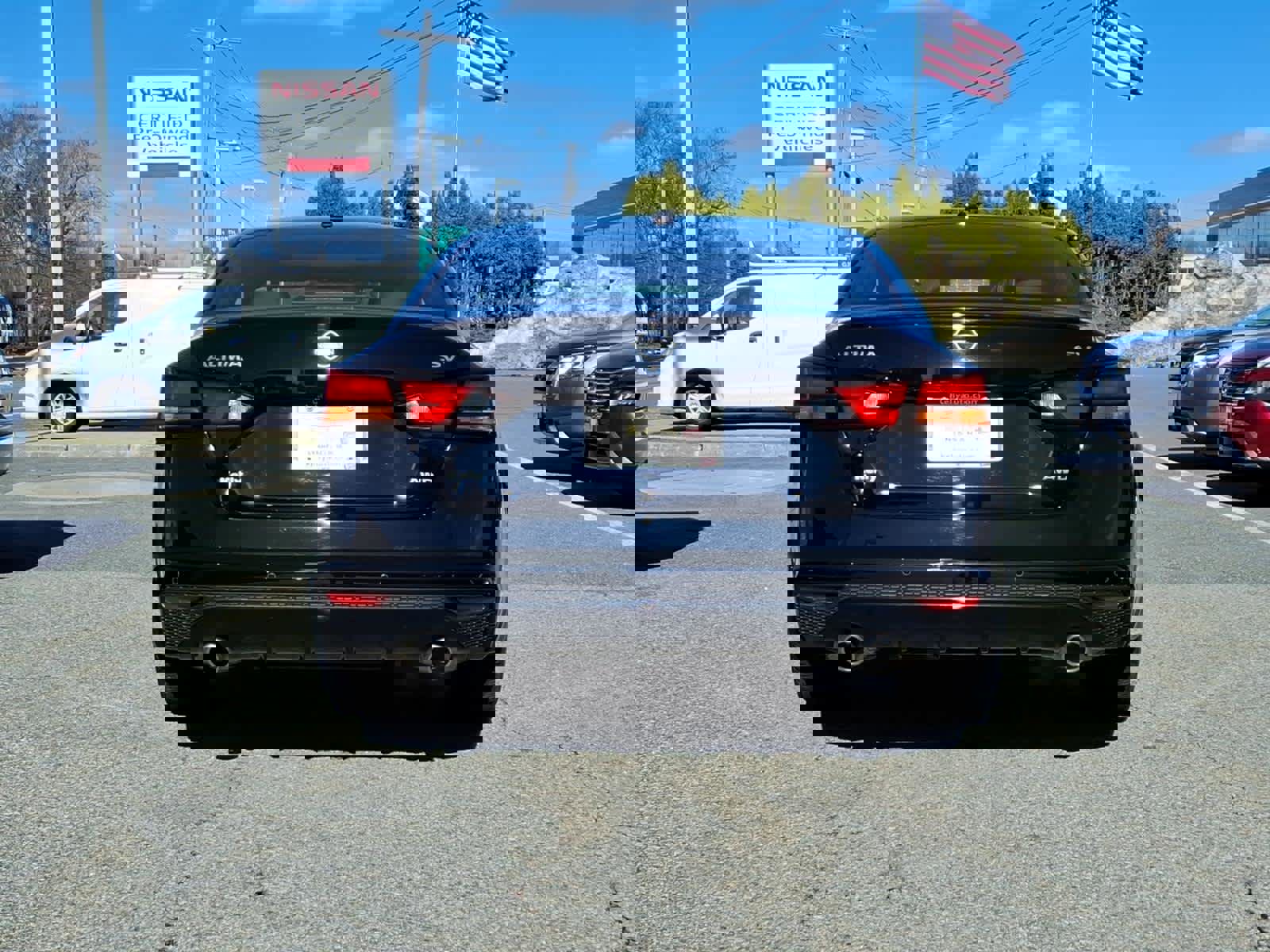 Used 2024 Nissan Altima 2.5 SV w/ SV Premium Package image 5