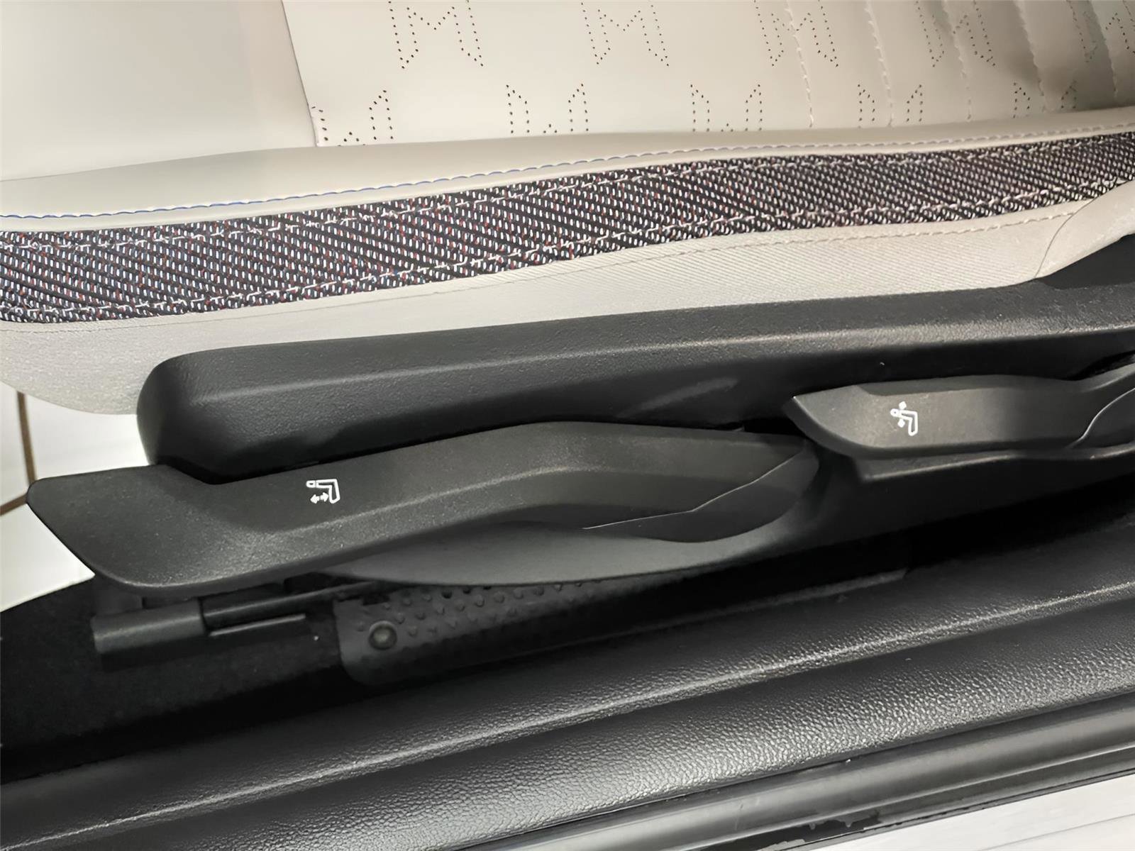 Used 2025 MINI Cooper S image 15