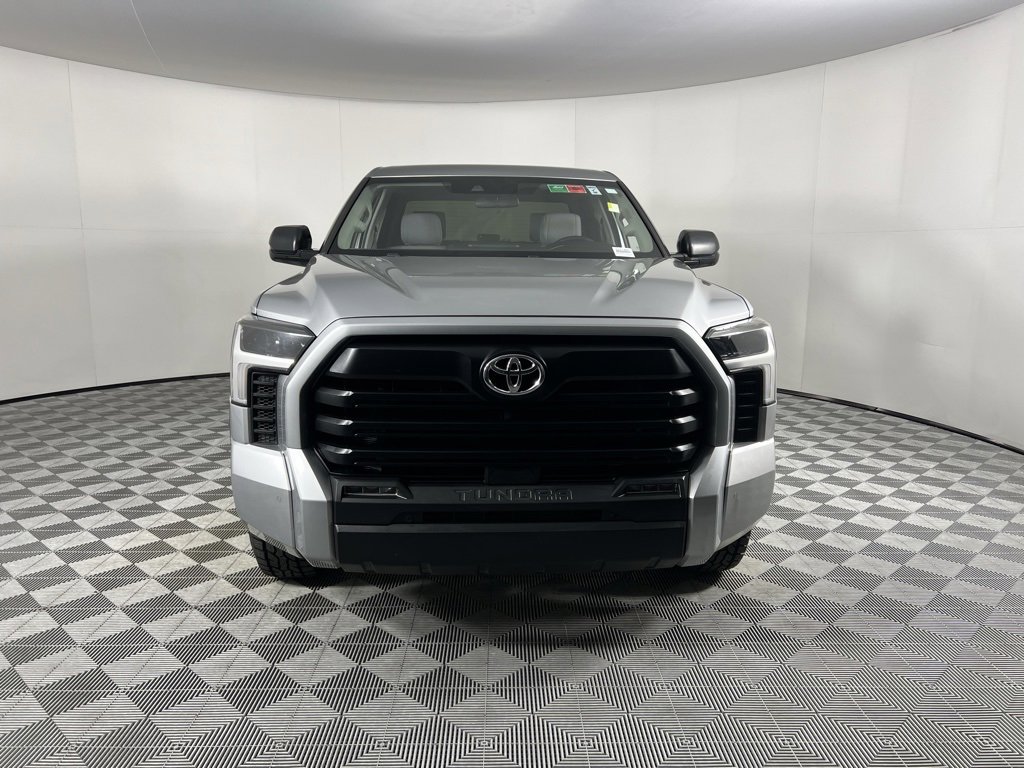 Used 2022 Toyota Tundra SR5 w/ Convenience Package image 6