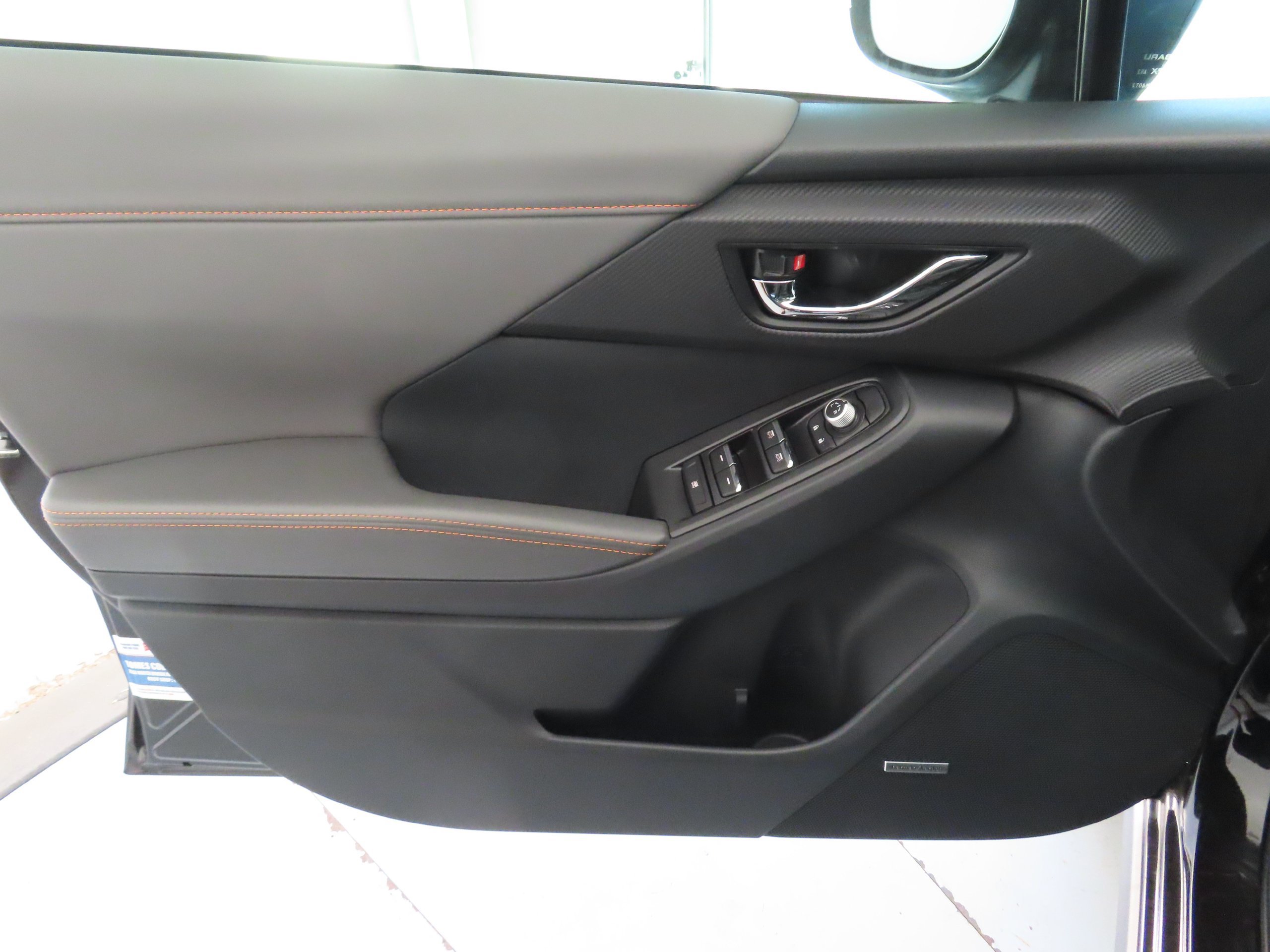 New 2026 Subaru Crosstrek 2.5i Limited w/ Crosstrek Mirror Package AWD/4WD image 9