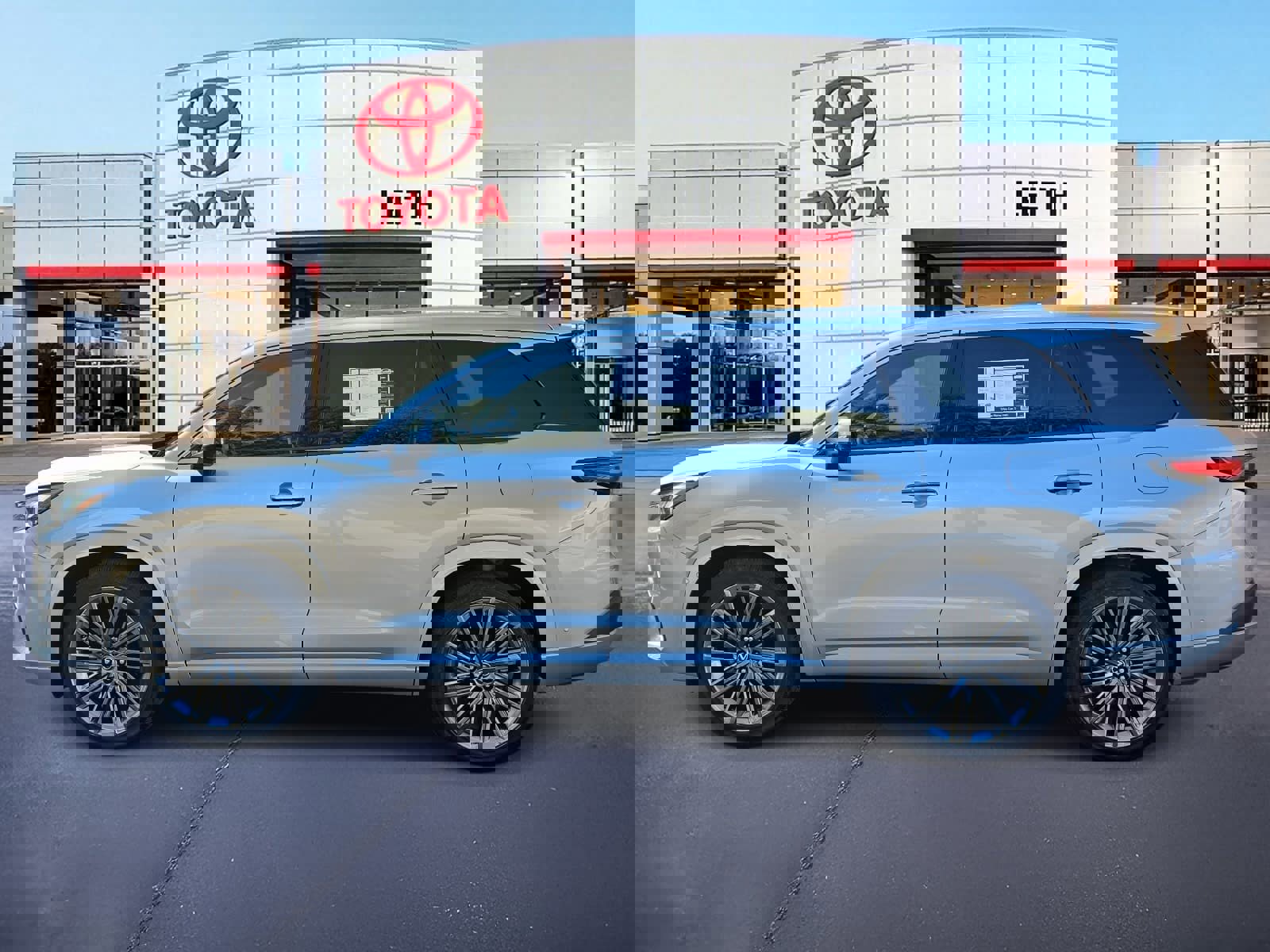 Used 2024 Lexus TX 350 FWD w/ Technology Package image 8