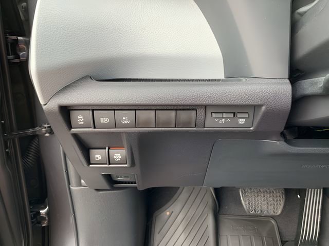 New 2025 Toyota Sienna XLE image 28