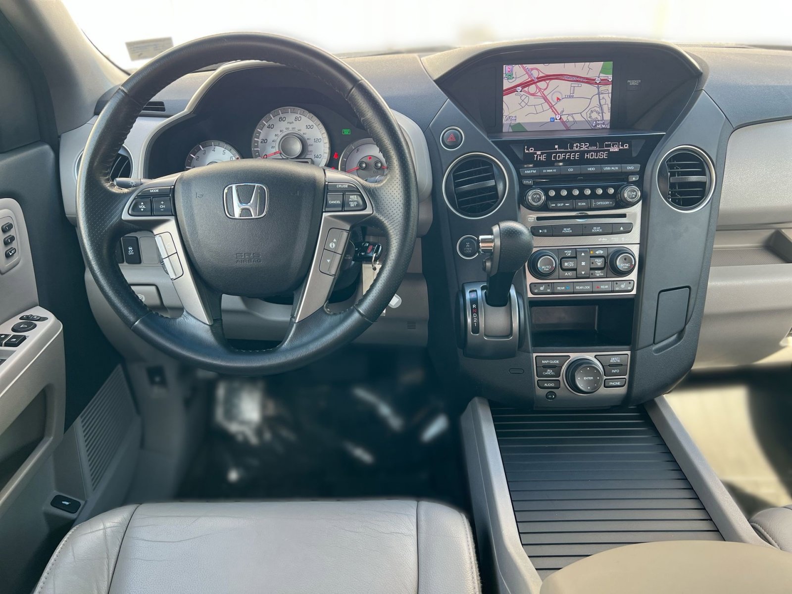 Used 2012 Honda Pilot Touring image 24