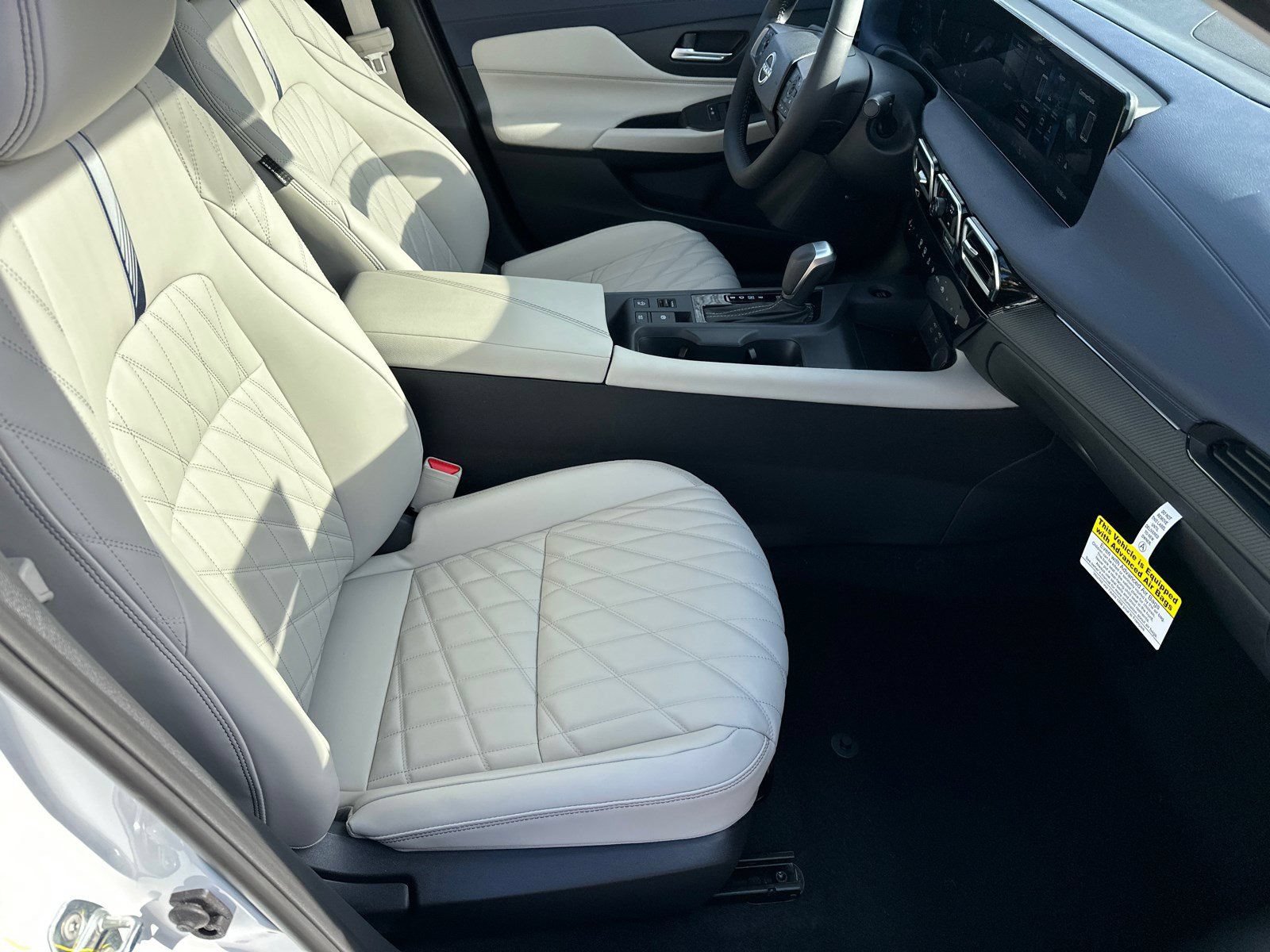 New 2026 Nissan Sentra SL w/ Floor Mat Package FWD image 13