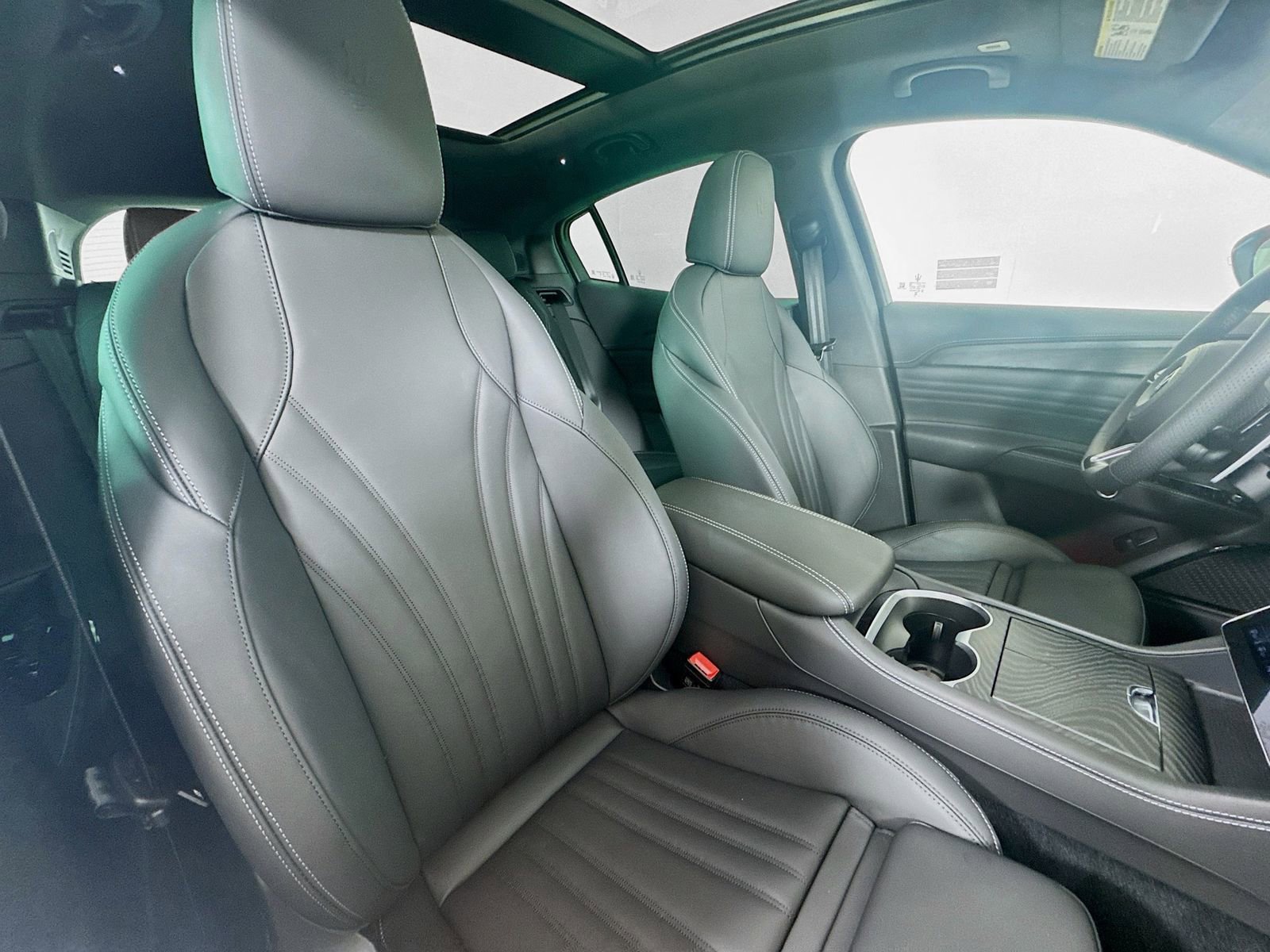 New 2025 Maserati Grecale GT AWD/4WD image 28