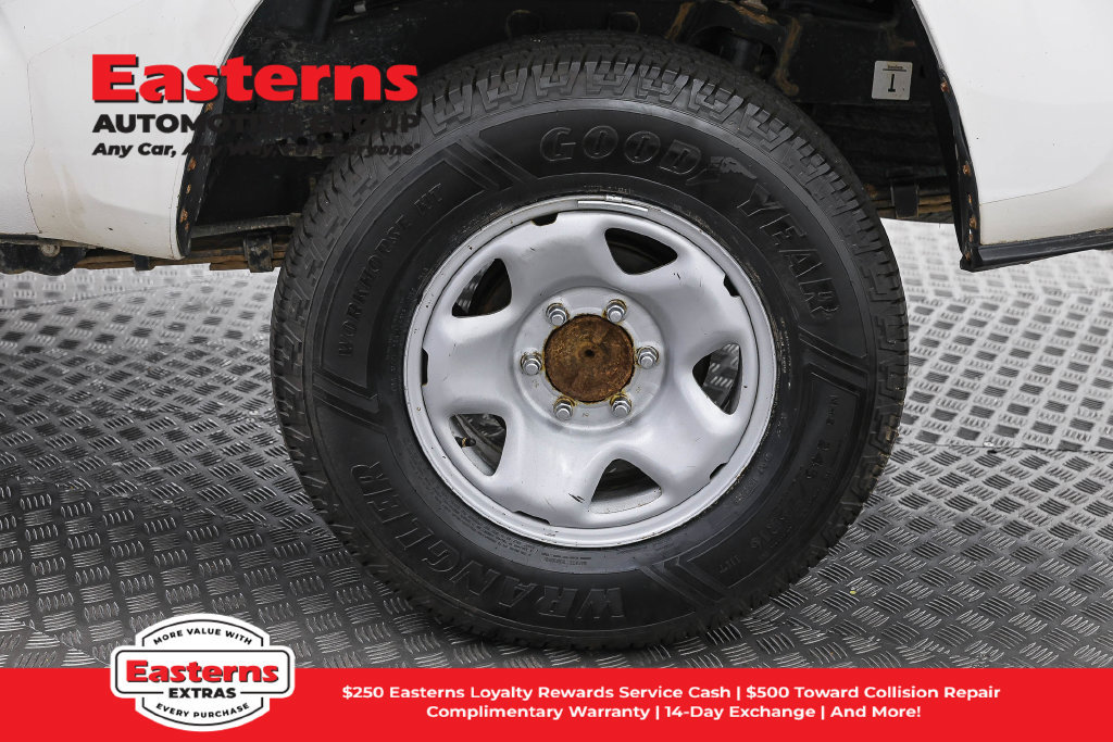 Used 2021 Toyota Tacoma SR RWD image 32