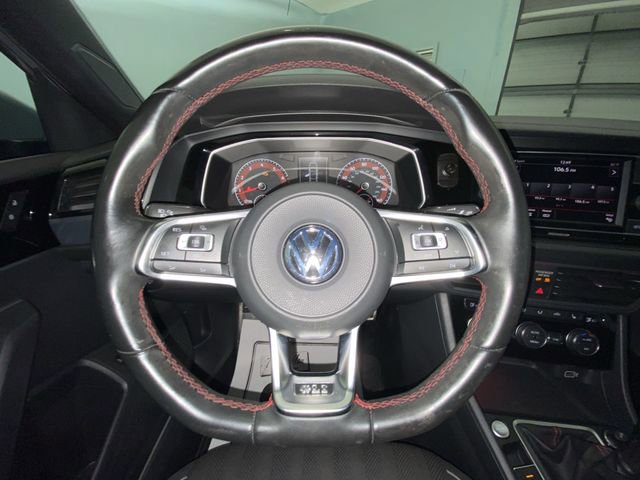 Used 2019 Volkswagen Jetta GLI image 14