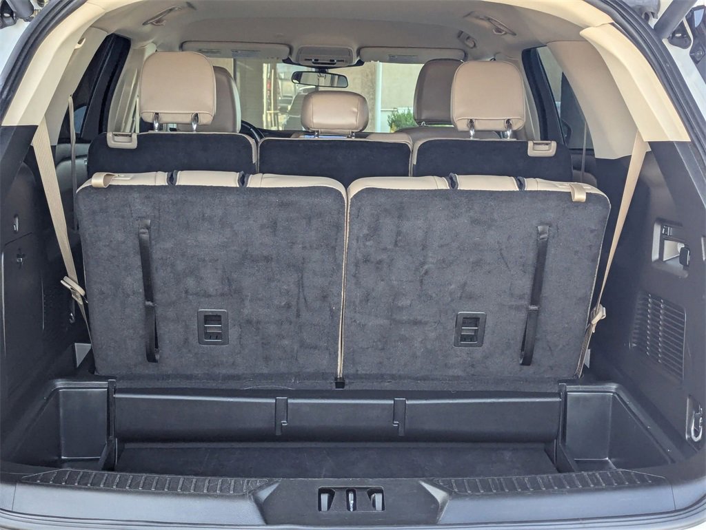 Used 2024 Ford Explorer XLT w/ Equipment Group 202A image 29