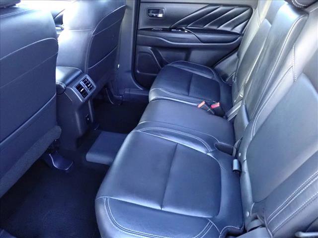 Used 2020 Mitsubishi Outlander SEL image 10