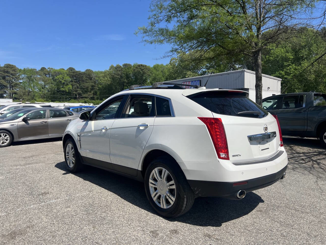 Used 2013 Cadillac SRX Luxury w/ Driver Awareness Package image 38