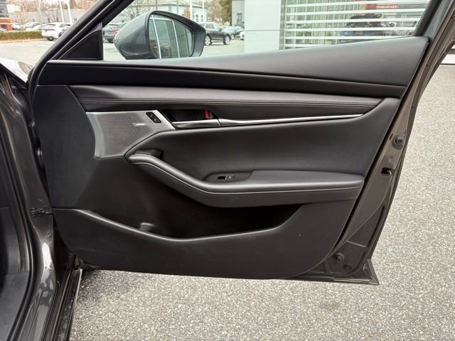 Used 2022 MAZDA MAZDA3 s image 21