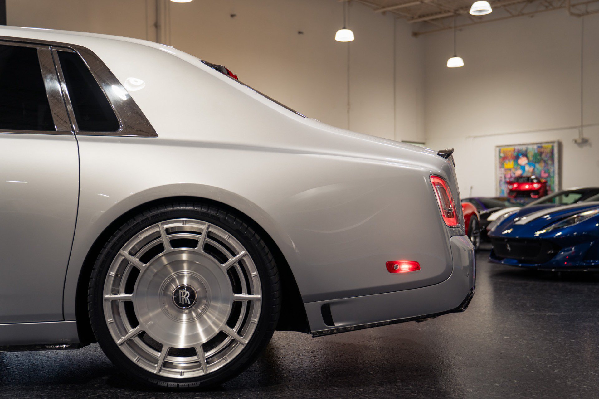Used 2020 Rolls-Royce Phantom Sedan RWD image 25