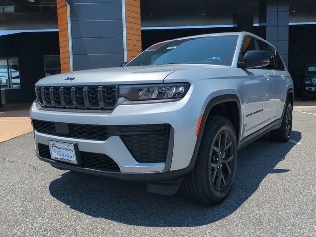 New 2026 Jeep Grand Cherokee L 4WD image 8