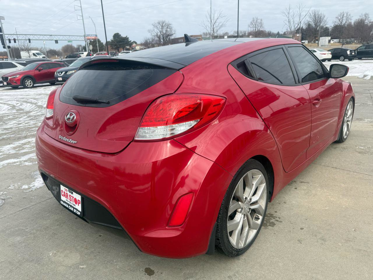 Used 2012 Hyundai Veloster w/ Style Pkg image 6