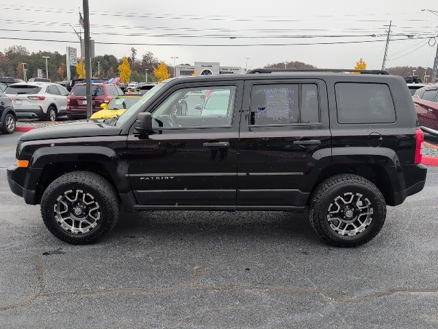 Used 2013 Jeep Patriot Sport image 5