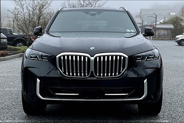 Used 2024 BMW X5 xDrive40i w/ Executive Package image 12