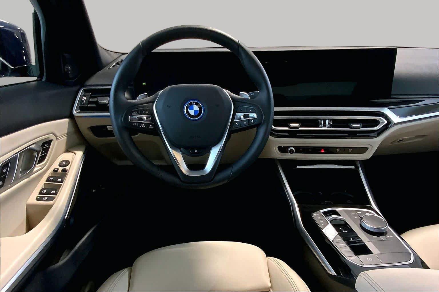 Certified 2023 BMW 330e xDrive w/ Premium Package AWD/4WD image 5