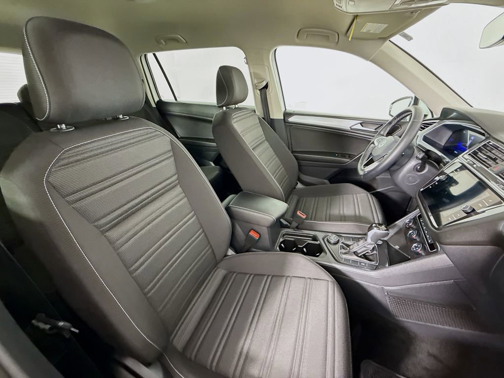 Used 2024 Volkswagen Tiguan S image 28