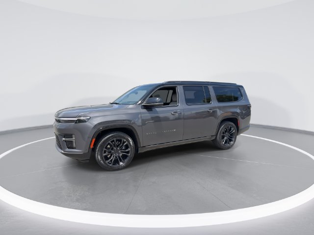 New 2026 Jeep Grand Wagoneer L Summit w/ Premium Group III AWD/4WD image 4