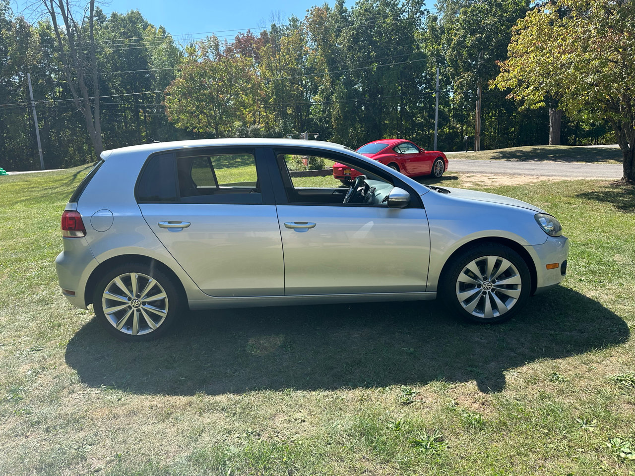 Used 2012 Volkswagen Golf TDI image 3