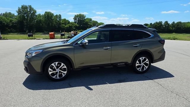 Used 2020 Subaru Outback Touring XT AWD/4WD image 4