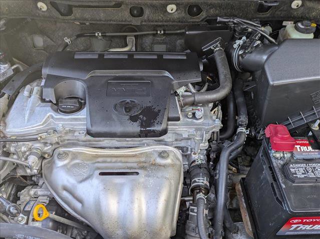 Used 2018 Toyota RAV4 LE image 20