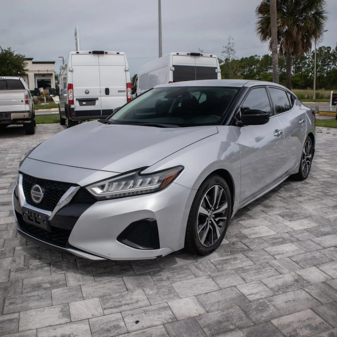 Used 2020 Nissan Maxima 3.5 S w/ Floor Mat Group FWD image 3