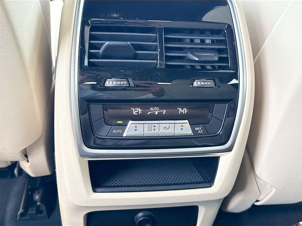 Used 2021 BMW X6 sDrive40i w/ Premium Package image 20