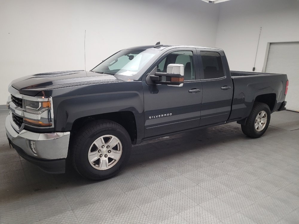 Used 2017 Chevrolet Silverado 1500 LT w/ All Star Edition RWD image 2