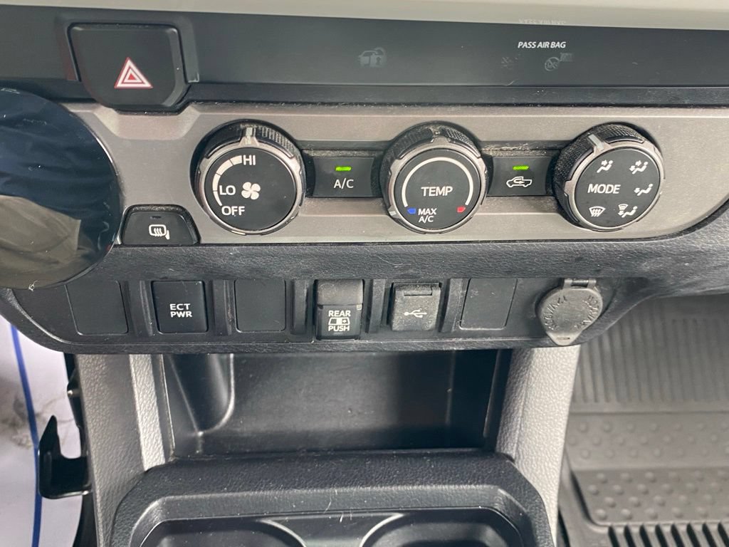 Used 2020 Toyota Tacoma SR5 RWD image 24
