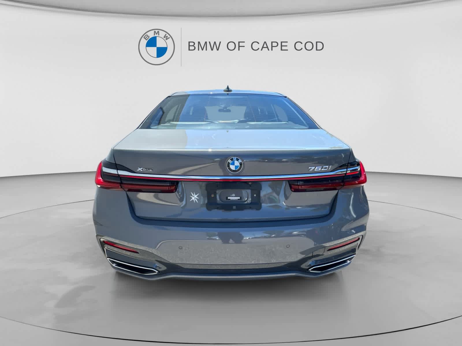 Used 2022 BMW 750Li xDrive AWD/4WD image 8