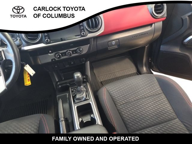 Used 2023 Toyota Tacoma SR5 RWD image 17