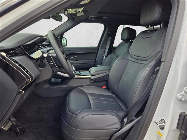 New 2026 Land Rover Range Rover Sport Dynamic SE image 4