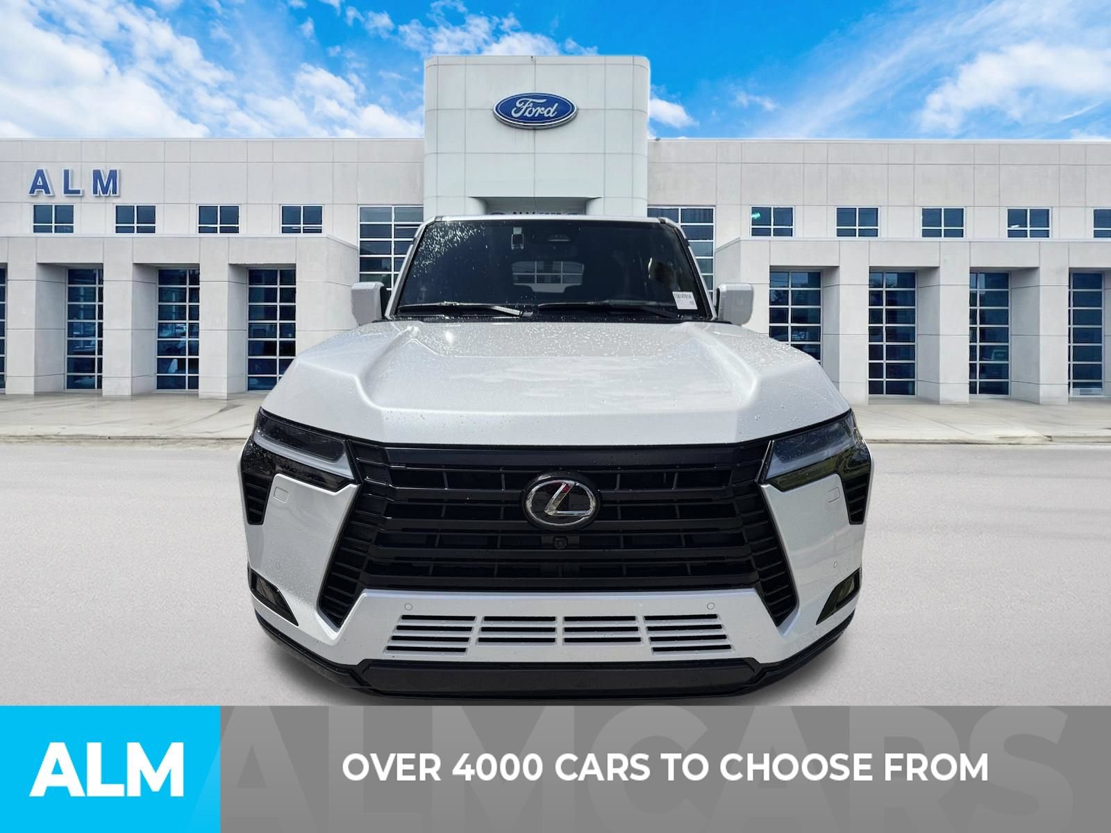 Used 2026 Lexus GX 550 w/ Accessory Package (2T) AWD/4WD image 2