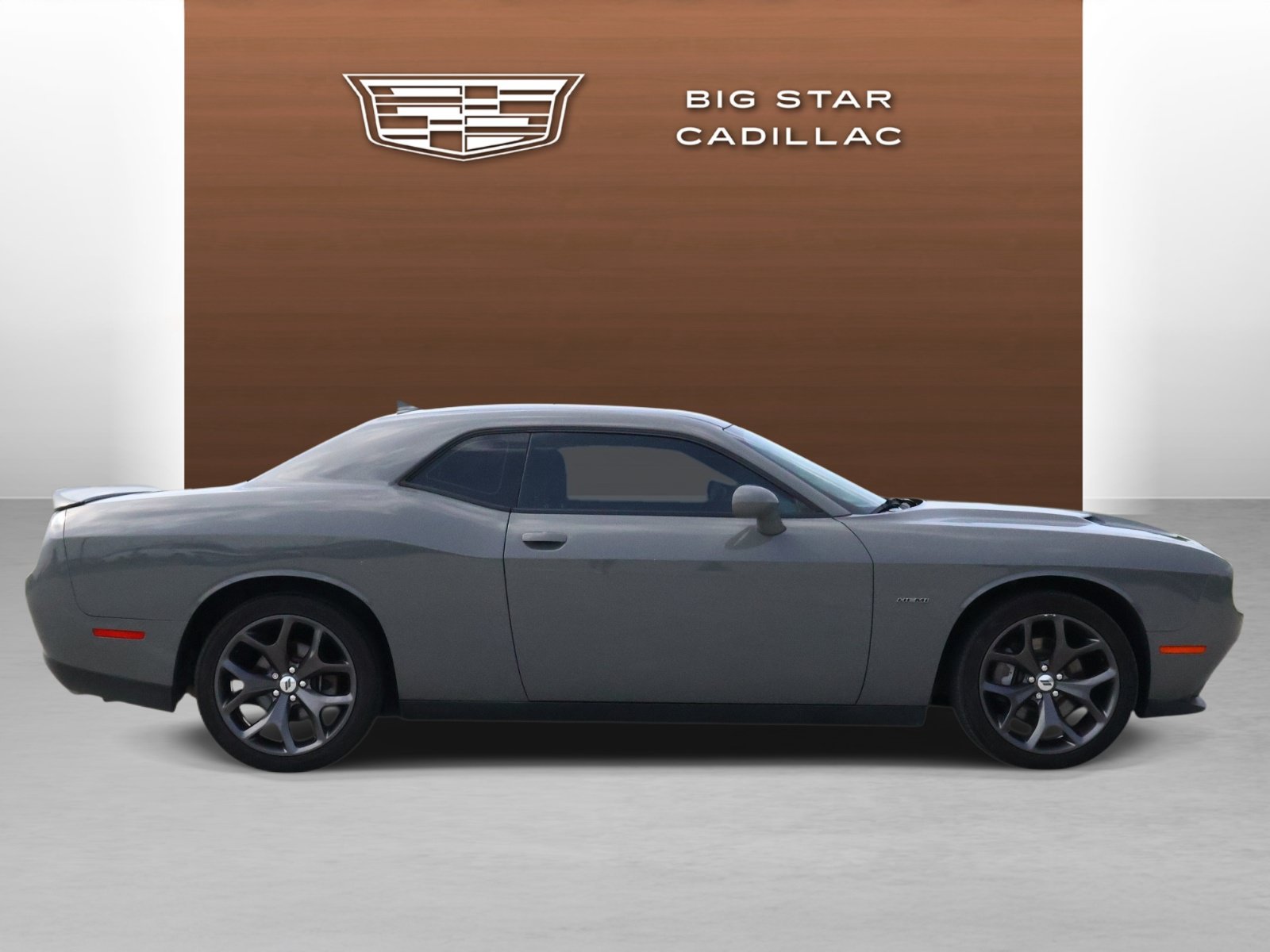 Used 2018 Dodge Challenger R/T Plus RWD image 6
