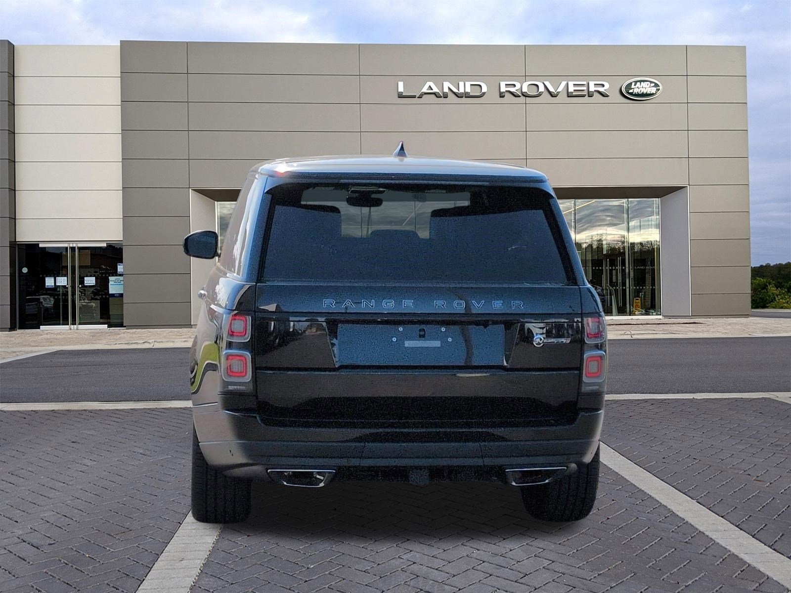 Used 2021 Land Rover Range Rover SV Autobiography Dynamic AWD/4WD image 6