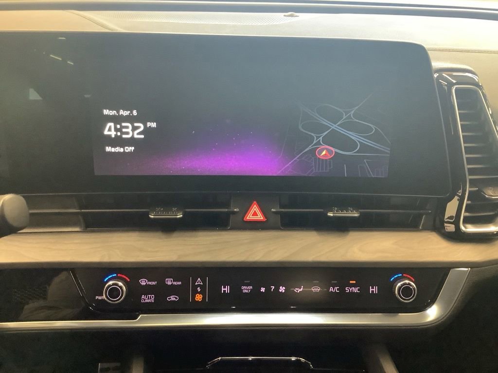 Certified 2023 Kia Sportage X-Line Prestige image 18