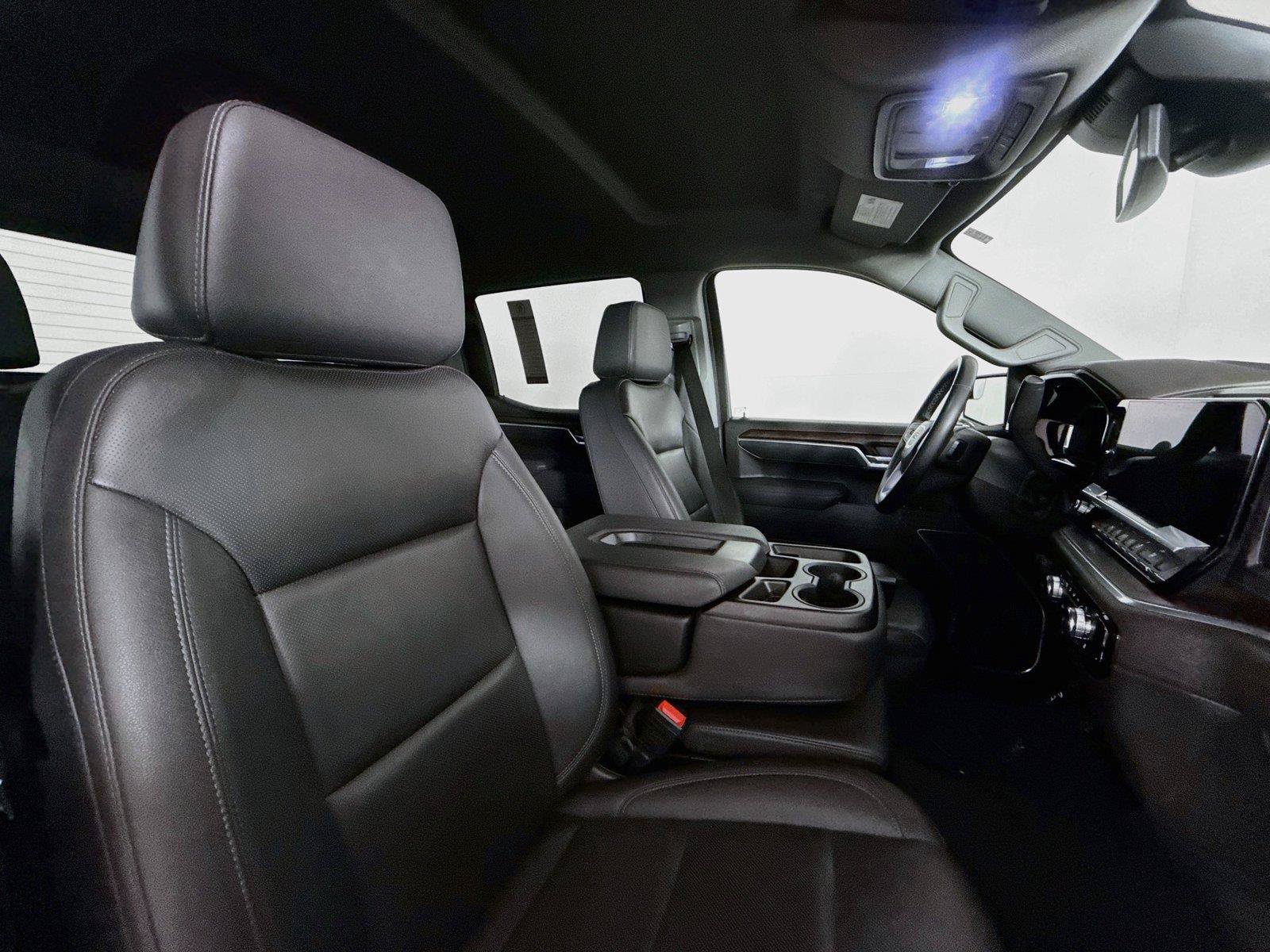 Used 2025 GMC Sierra 1500 SLT AWD/4WD image 37