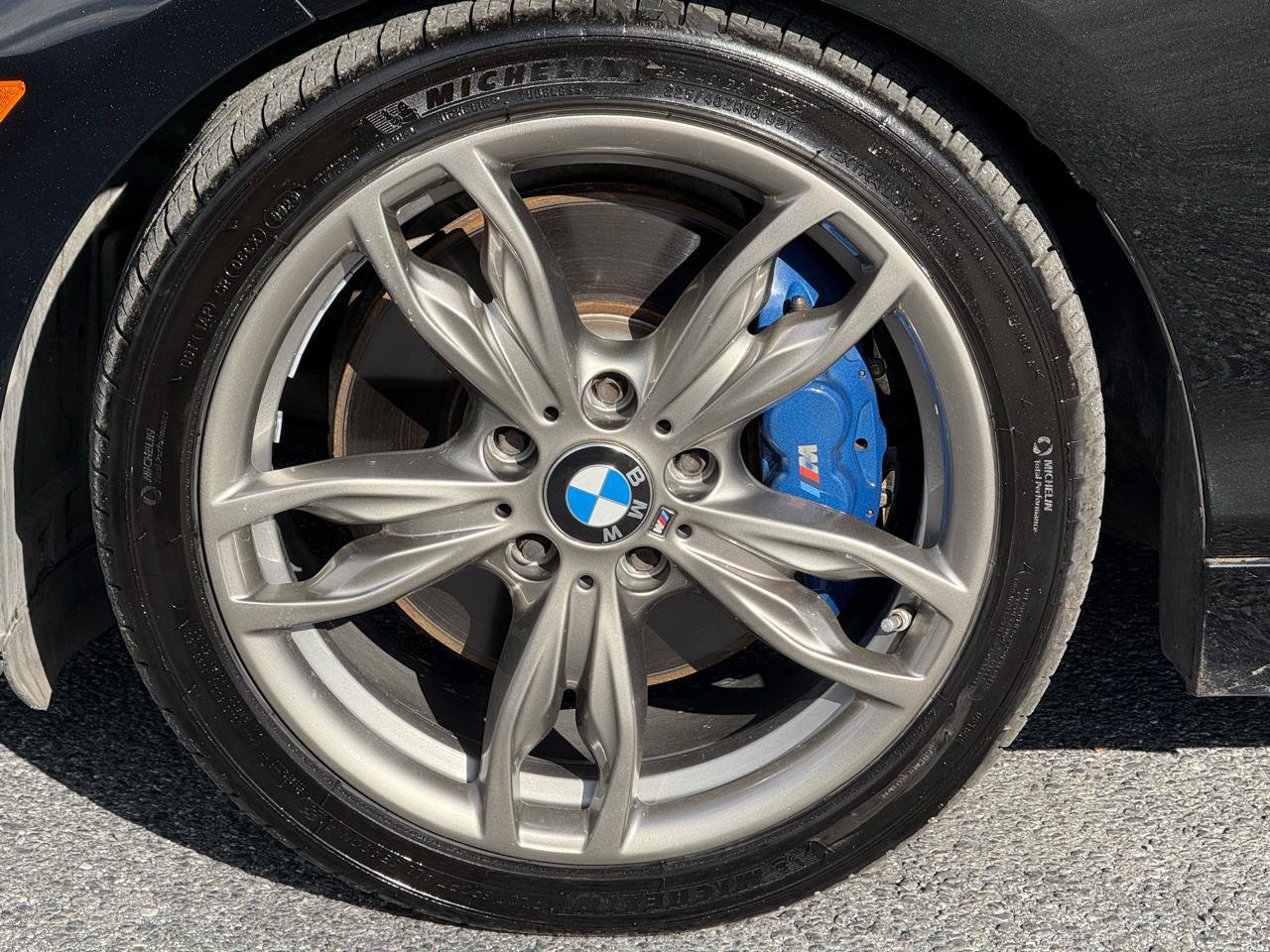 Used 2015 BMW M235i Convertible RWD image 25
